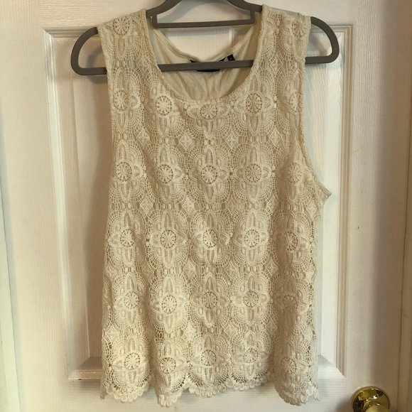 Textured off-white tank - Picture 1 of 4